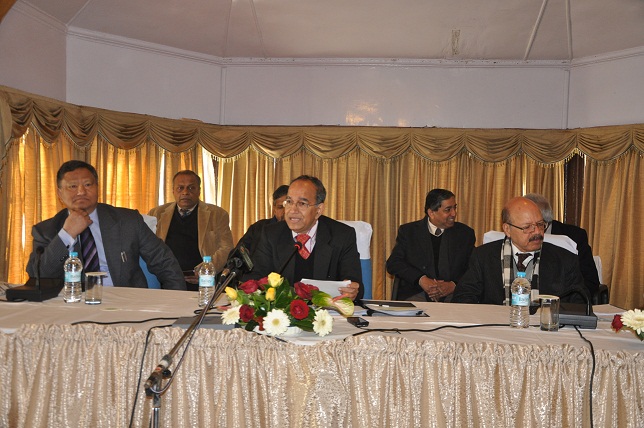 Chief Election Commissioner of India VS Sampath briefing the media at Pinewood Hotel, Tuesday. TM Photo 