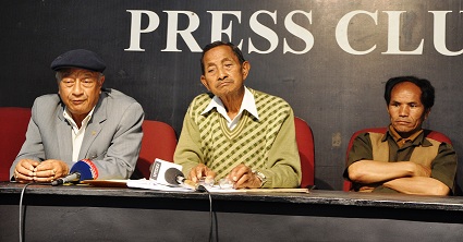 Traditional heads of Nongkrem Raid, Hima Khyrim Syiemship addressing a news conference on Thursday (TM)