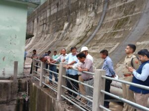 Power Minister visits Leshka hydro project